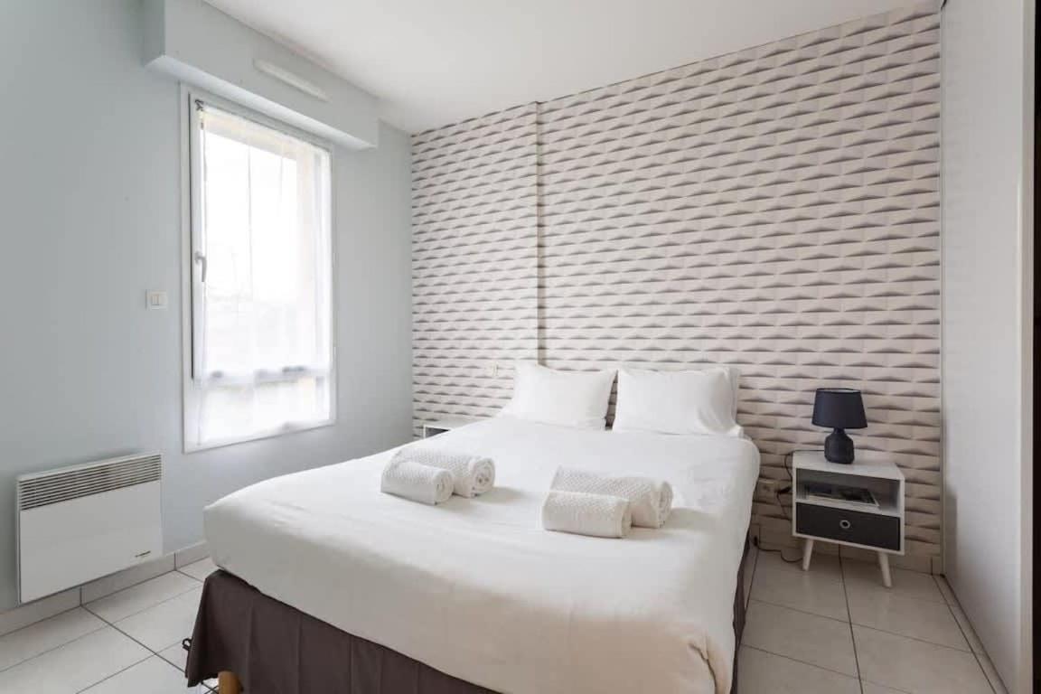 L'Opale - Joli Appartement Avec Jardin Et Garage Dinard Eksteriør billede